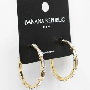 BANANA REPUBLIC GOLD RINESTONE HOOP EARRINGS